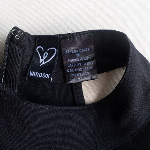 WINDSOR Crop Top  - Picture 3 of 8